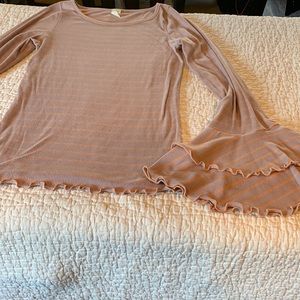 We the Free thermal with flutter long sleeves